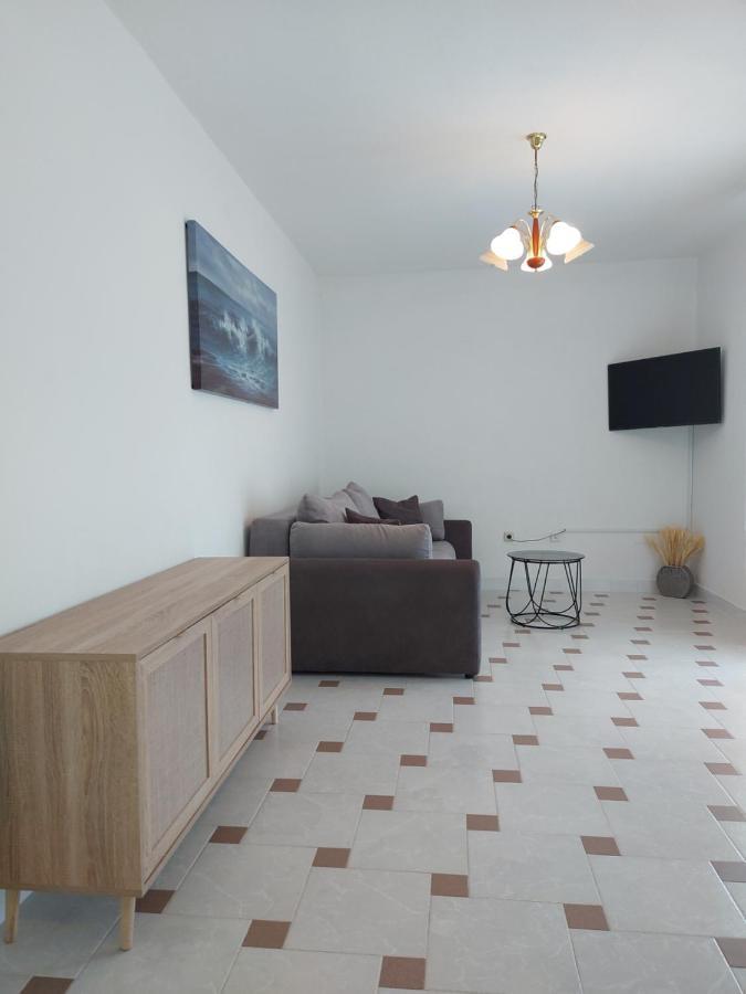 Apartment Elena Vlašići Kültér fotó