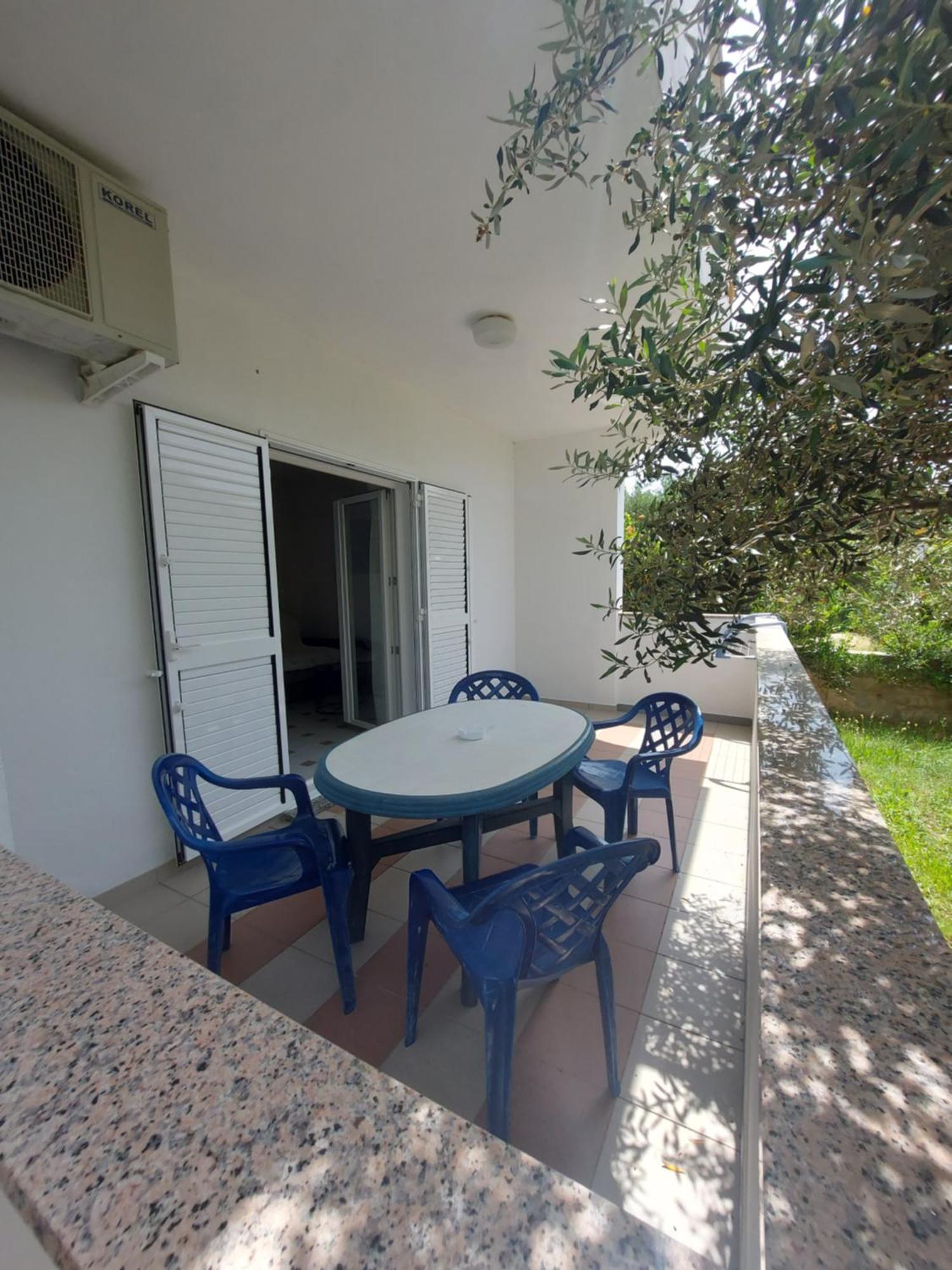 Apartment Elena Vlašići Kültér fotó